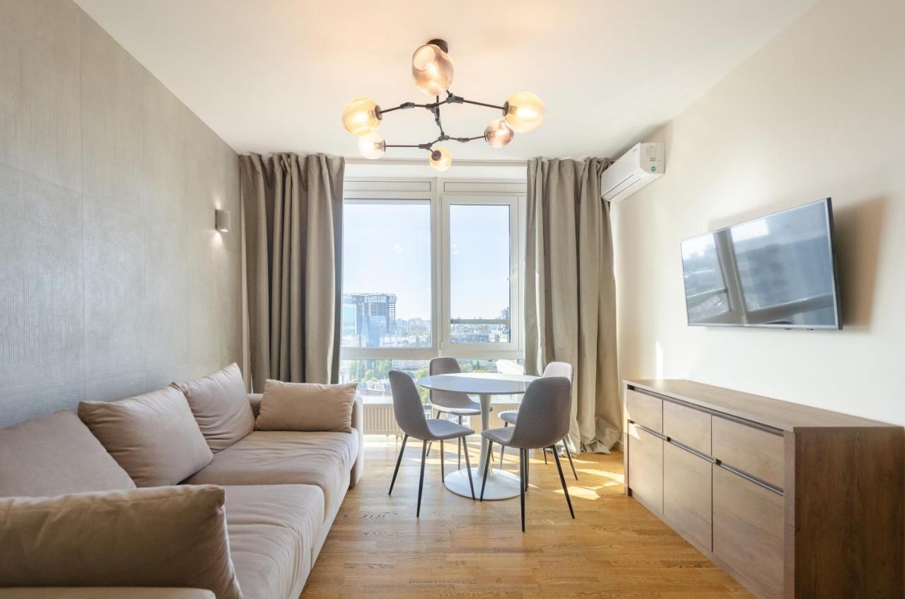 Petrovdom Apartments 220-126-226 In Rc Hofman House, 34 Zolotoustivska Street Kiev Bagian luar foto